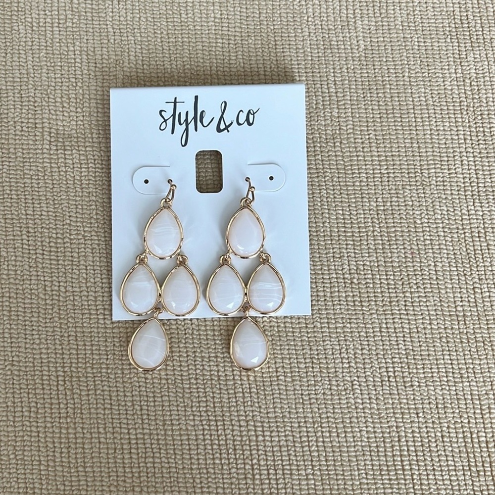 New Women Style&Co Lightweight Earrings available in- White and Pink.